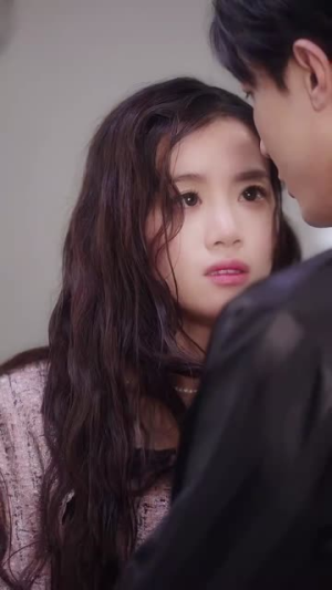 穿成恶毒女配每天被男主惦记（100集）百度网盘资源