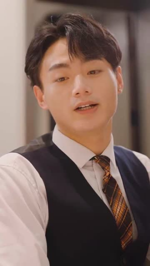 被闪婚老公套路（40集）免费短剧片段