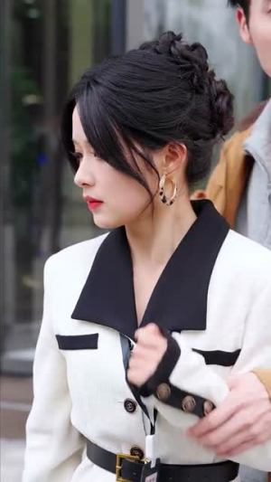 情陷港城（100集）短剧片段推荐