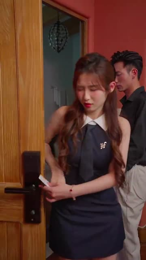 偷偷打工我是认真的（70集）热门了短剧