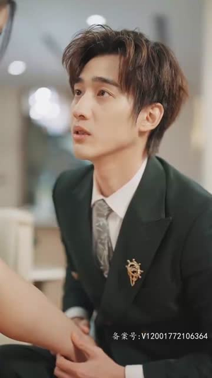 5.租来男友竟是千亿总裁（99集）最火的短剧