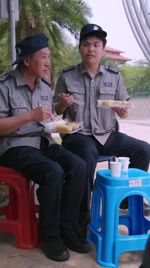 飞驰人生之为女人花钱100倍返现（67集）男主角是谁