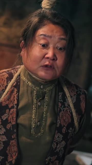 冷面战士牺牲归来竟是女儿身（30集）短剧免费观看