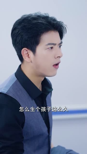 女扮男装后总裁念念不忘（83集）热播短剧全集看