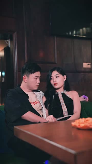 白金瞳（95集）热播短剧重燃