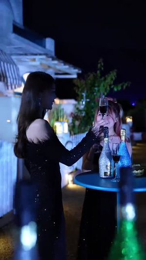 姜小姐你的马甲藏不住了（80集）第一集