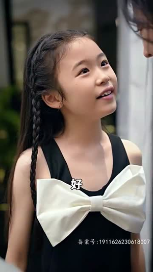 她藏起孕肚离婚，总裁全球疯找（66集）短剧在线观看