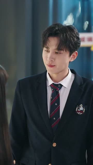 高冷学长认栽了（100集）超爽短剧推荐