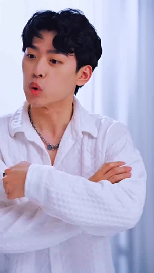 我的绝色美女房客（70集）独家短剧免费看