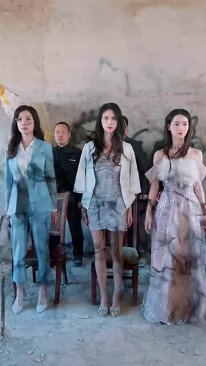 下山后，我被四个绝色师姐包围了（79集）短剧在线观看