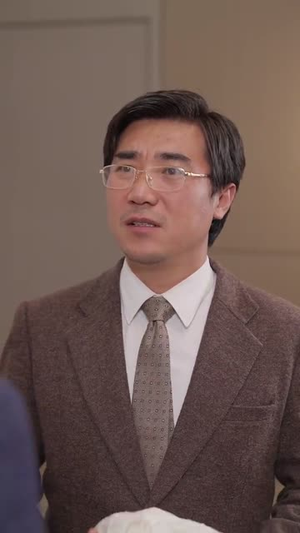 真假千金姐姐死后成为霸总白月光（74集）在线播放