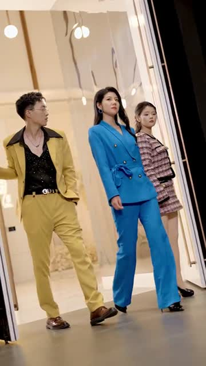 长跑八年她奔向白月光（103集）高质量短剧推荐