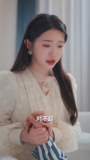 轻拥他的月亮（100集）好看的短剧推荐