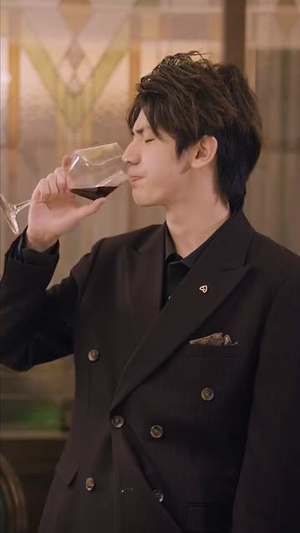 都破产了谁还追校花呀（59集）好看的短剧