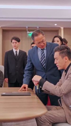 何以为安（77集） 温柔追捕短剧