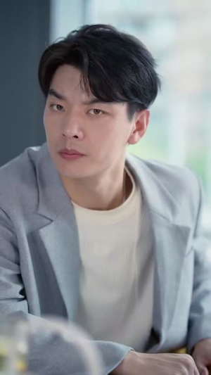 玫瑰继承人（81集） 网络小短剧