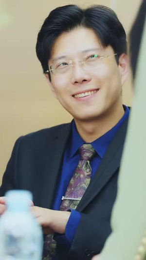 霍总，温小姐要跟别人跑了（76集）百度网盘在线看