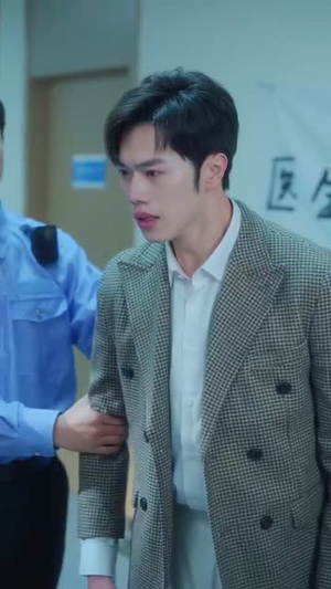 雾散风不停（60集）热播古装短剧