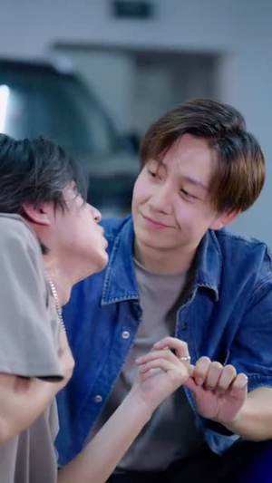 龙隐芳邻房客小姐请自重 (76集)不用花钱看全剧