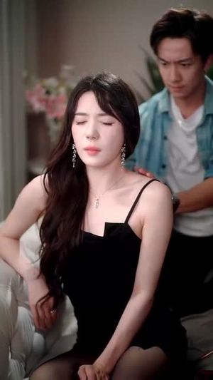 穿到攻略女神游戏我满级 (58集)精彩片段