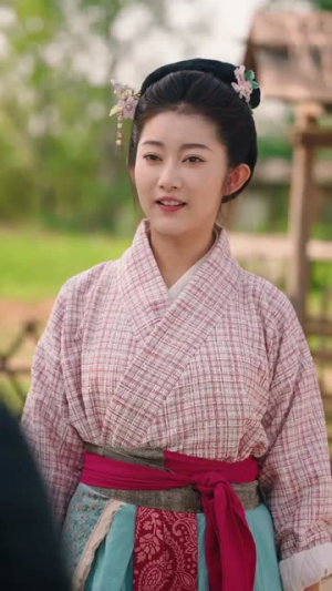 穿越农女带崽崽天天炫肉（100集） 哪个短剧网能看