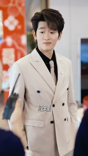 我有以假乱真系统 (79集)分享热门短剧