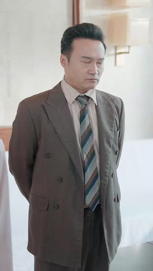 中秋月她只谋局不谋圆（77集）精彩的网络短剧