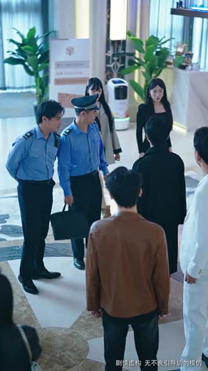 消失的空姐女友（52集）短剧全集大结局