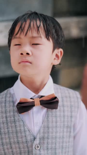 督军归来！小奶团背着黄金来旺家（60集）好看又上头短剧