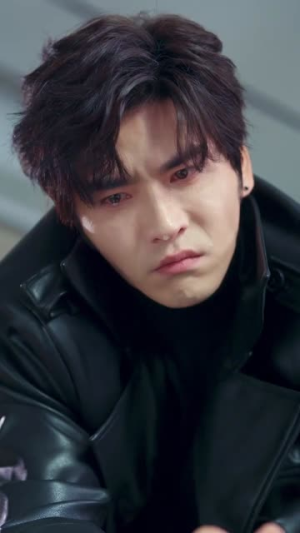 我身体里的那个他（70集）免费热门短剧