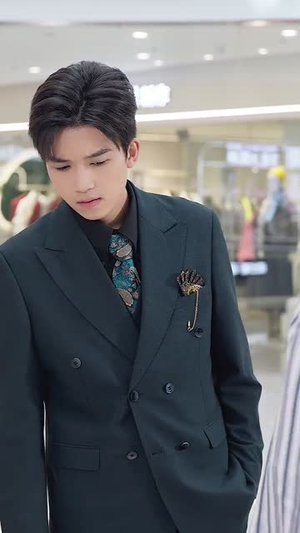 拒绝高冷女神后,绑定被骗成真系统(70集) 拒绝高冷女神后,绑定被骗成真系统(70集)快来看短剧