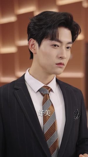 战神房东：开局女总裁上门求合租（78集）高清画质免费看