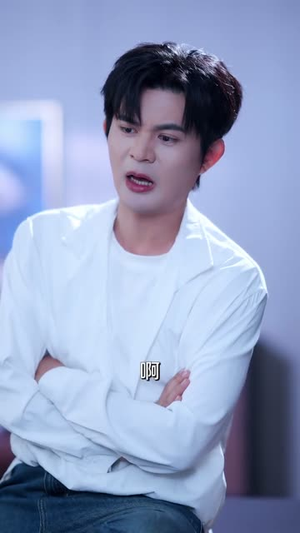 她位高权重，偏撩我（80集）热门火爆短剧