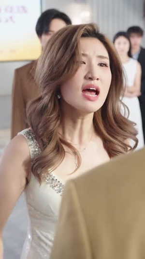 我退婚后，未婚妻后悔莫及（32集）短剧在线更新